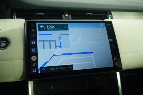 Used 2025 Land Rover Discovery Sport Dynamic SE image 53