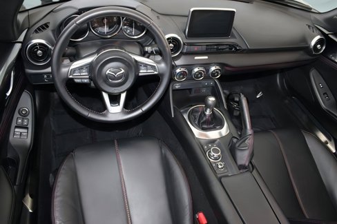 Used 2017 MAZDA MX-5 Miata RF Grand Touring image 29