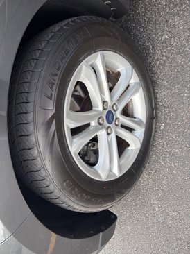 Used 2020 Ford Edge SEL image 26