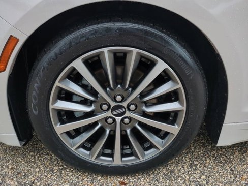 Used 2019 Lincoln MKZ Reserve image 10