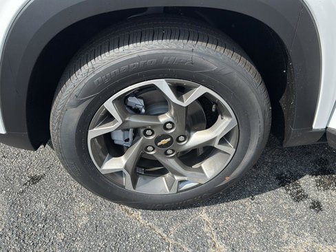 New 2025 Chevrolet Trax LT w/ Driver Confidence Package image 30