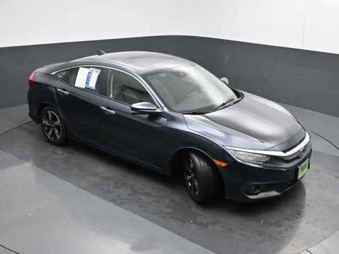 Used 2017 Honda Civic Touring image 44