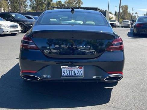 Used 2025 Genesis G70 2.5T image 9