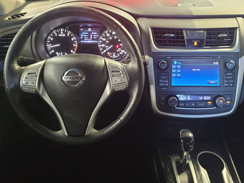 Used 2016 Nissan Altima 2.5 SL w/ 2.5 Technology w/LED Package image 22