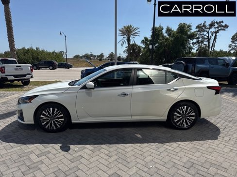 Used 2023 Nissan Altima 2.5 SV image 3