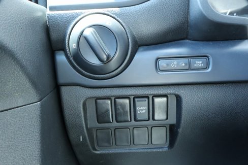 Used 2017 Nissan Titan S image 14