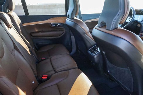 Used 2022 Volvo XC90 T6 Momentum w/ Protection Package Premier image 13