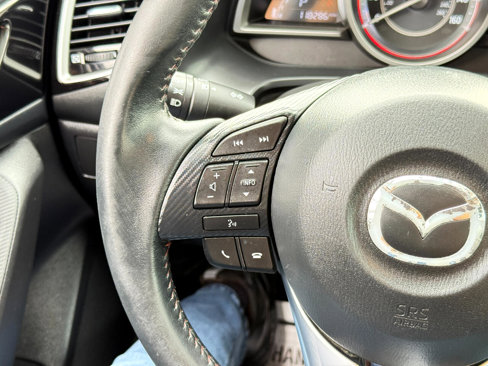 Used 2015 MAZDA MAZDA3 i Touring image 62
