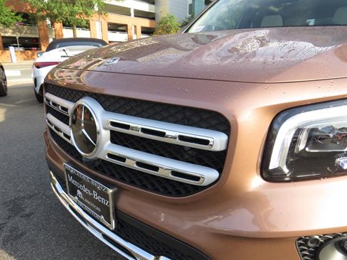 Certified 2022 Mercedes-Benz GLB 250 4MATIC image 24