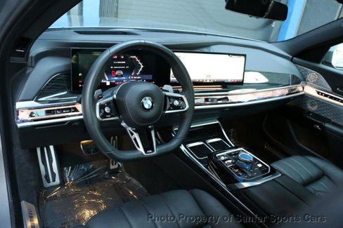 Used 2023 BMW 760i xDrive w/ Executive Package image 21