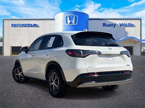 Used 2024 Honda HR-V LX image 3