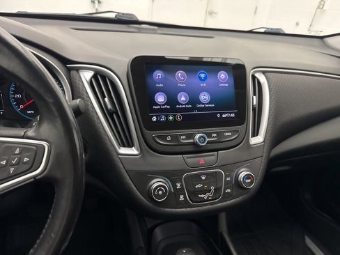 Used 2019 Chevrolet Malibu RS image 13