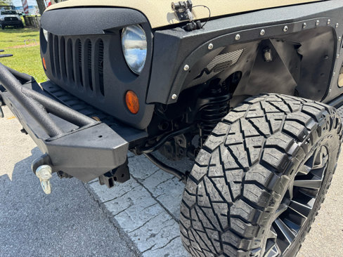 Used 2012 Jeep Wrangler Unlimited Sport image 6