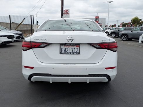 Used 2021 Nissan Sentra SV image 9