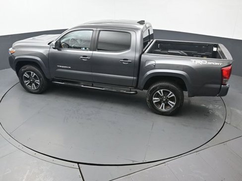 Certified 2017 Toyota Tacoma TRD Sport image 43