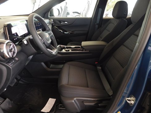 New 2026 Chevrolet Equinox LT image 6