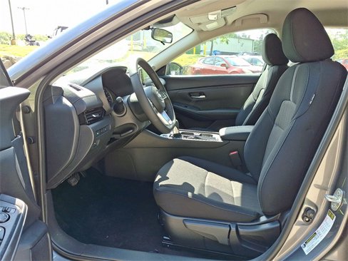 New 2025 Nissan Sentra SV w/ All-Weather Package image 6