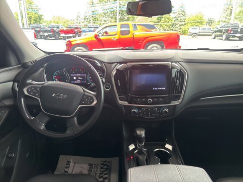 Used 2021 Chevrolet Traverse RS image 34