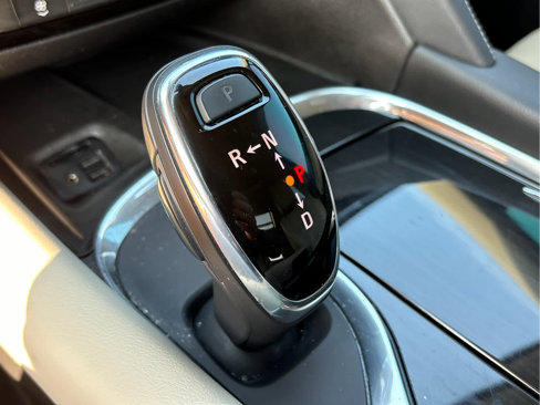 Used 2020 Buick Enclave Essence w/ Sound and Sites Package image 23