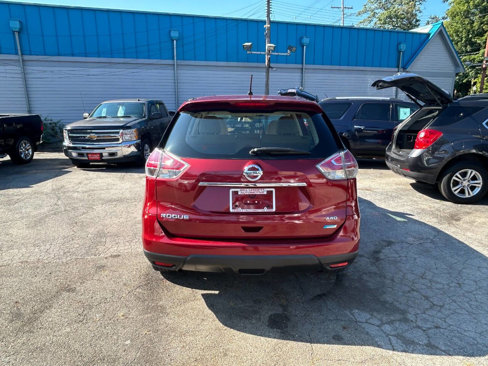 Used 2014 Nissan Rogue S image 11