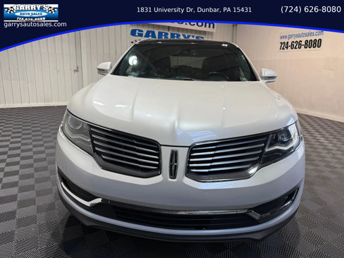 Used 2016 Lincoln MKX Reserve w/ Driver Assistance Package image 2