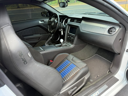 Used 2014 Ford Mustang Shelby GT500 w/ Equipment Group 821A image 18