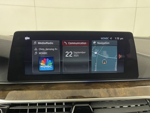 Used 2018 BMW 540i xDrive image 25
