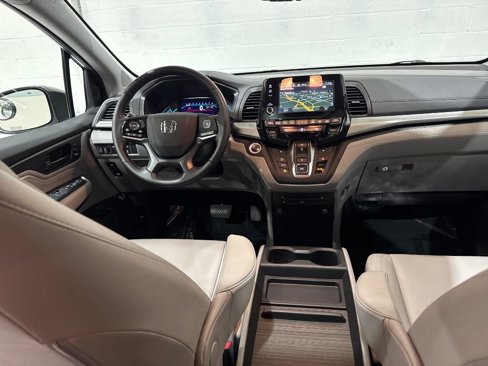Used 2018 Honda Odyssey Touring image 57