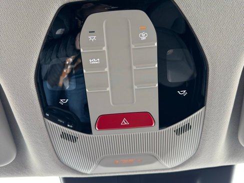 New 2025 Kia K4 LXS image 25