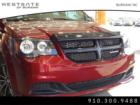Used 2017 Dodge Grand Caravan SE image 27