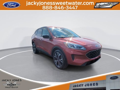Certified 2021 Ford Escape SE w/ SE Sport Appearance Package image 2