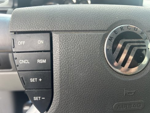 Used 2006 Mercury Montego Luxury image 12