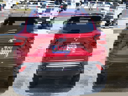 New 2025 Chevrolet Trax RS w/ Sunroof Package image 4