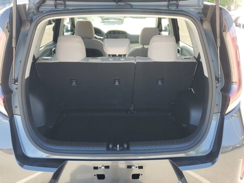 Used 2023 Kia Soul LX image 19