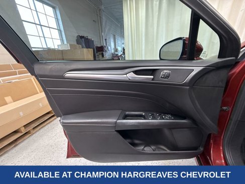 Used 2014 Ford Fusion Titanium image 30