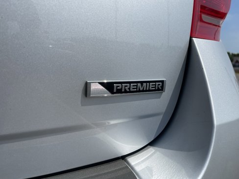 Used 2017 Chevrolet Equinox Premier w/ Enhanced Convenience Package image 16