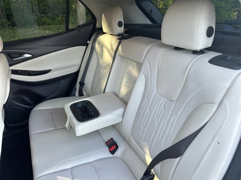 Used 2024 Buick Encore GX Avenir w/ Avenir Convenience Package image 27