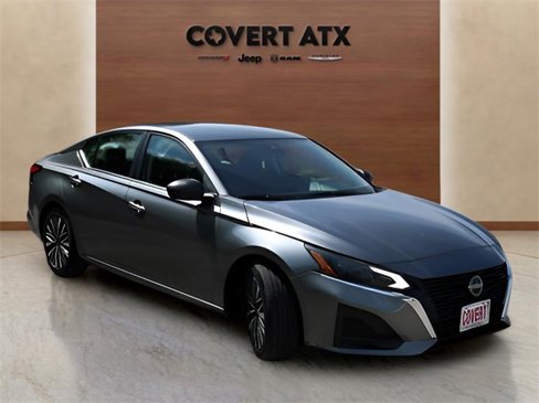 Used 2024 Nissan Altima 2.5 SV image 7