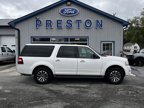 Used 2016 Ford Expedition EL XLT w/ Equipment Group 202A image 7