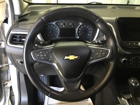 Used 2020 Chevrolet Equinox Premier image 30