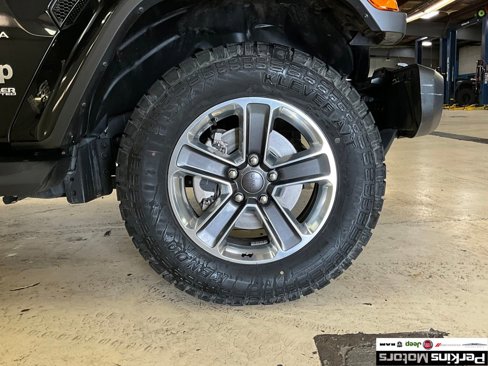 Used 2022 Jeep Wrangler Unlimited Sahara image 17