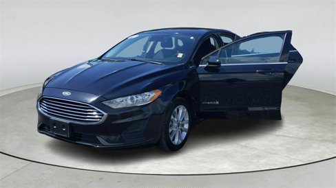 Used 2019 Ford Fusion SE image 10