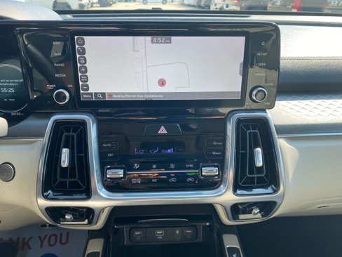 Used 2023 Kia Sorento SX Prestige w/ Panoramic Sunroof Package image 36