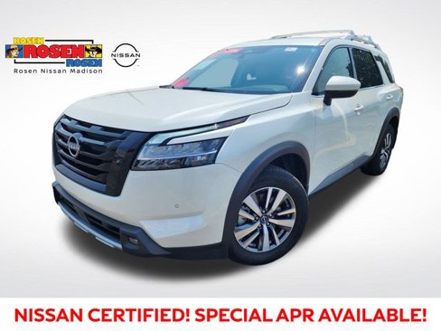 Certified 2024 Nissan Pathfinder SL w/ Lighting Package (N92) image 1