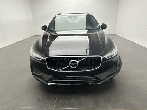 Used 2018 Volvo XC60 T5 Momentum w/ Convenience Package image 3