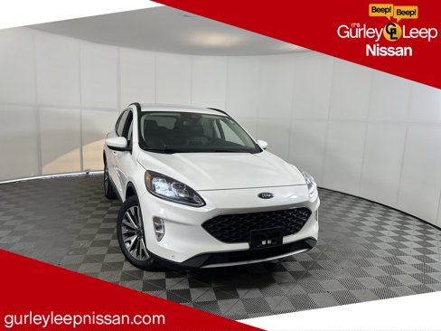 Used 2021 Ford Escape Titanium image 1