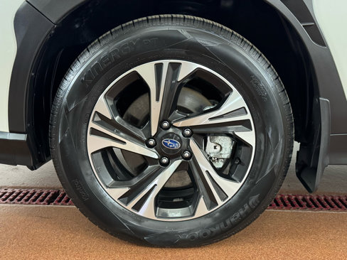 Used 2024 Subaru Crosstrek 2.0i Premium image 8