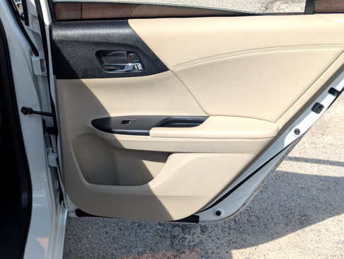 Used 2013 Honda Accord EX-L image 41