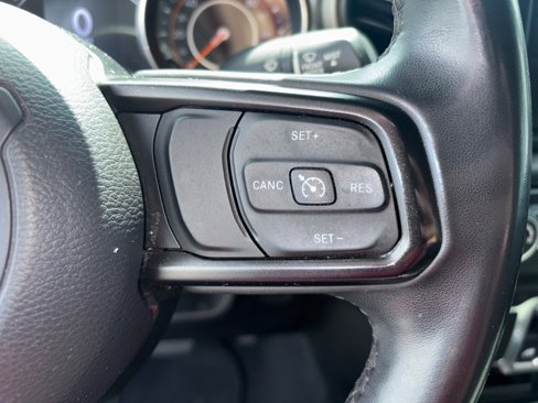 Used 2018 Jeep Wrangler Sport image 19