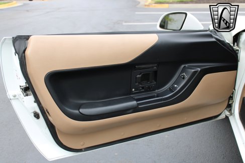Used 1996 Chevrolet Corvette Coupe image 18